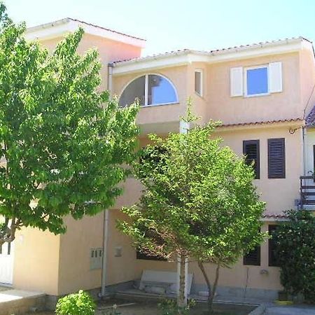 Apartments Denis Baška Εξωτερικό φωτογραφία
