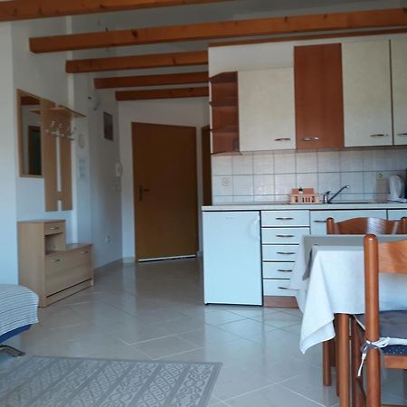 Apartments Denis Baška Εξωτερικό φωτογραφία