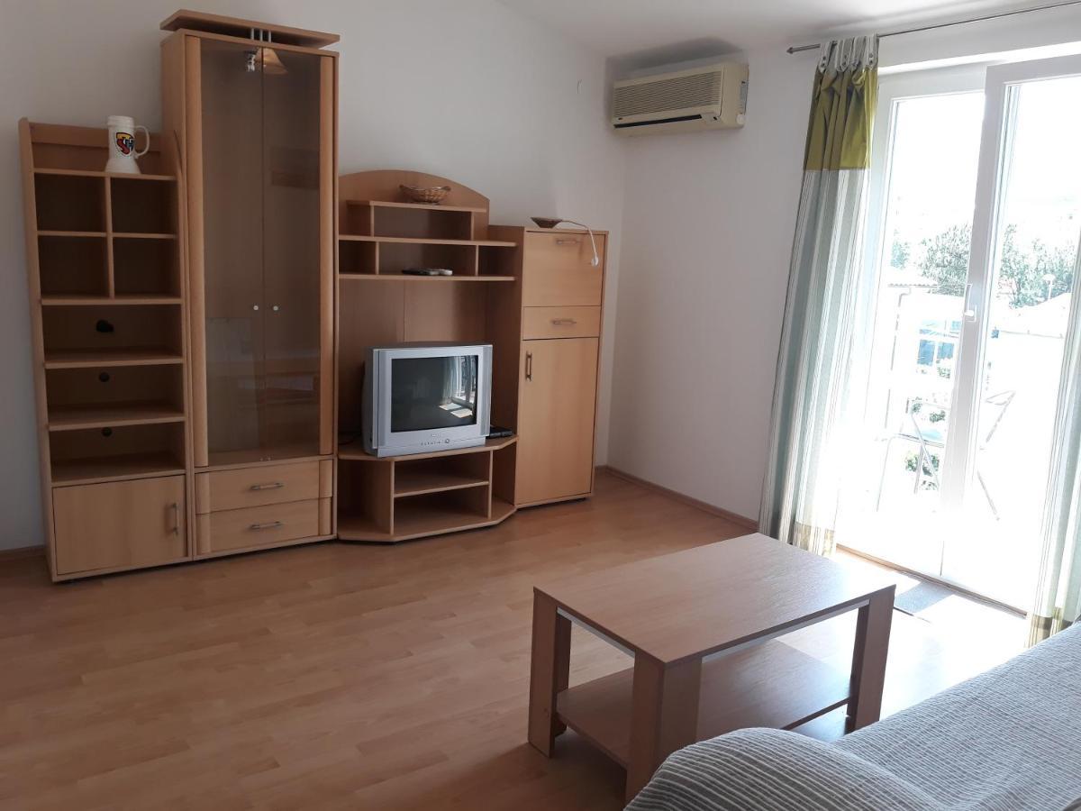 Apartments Denis Baška Εξωτερικό φωτογραφία