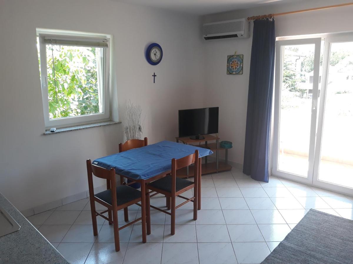 Apartments Denis Baška Εξωτερικό φωτογραφία