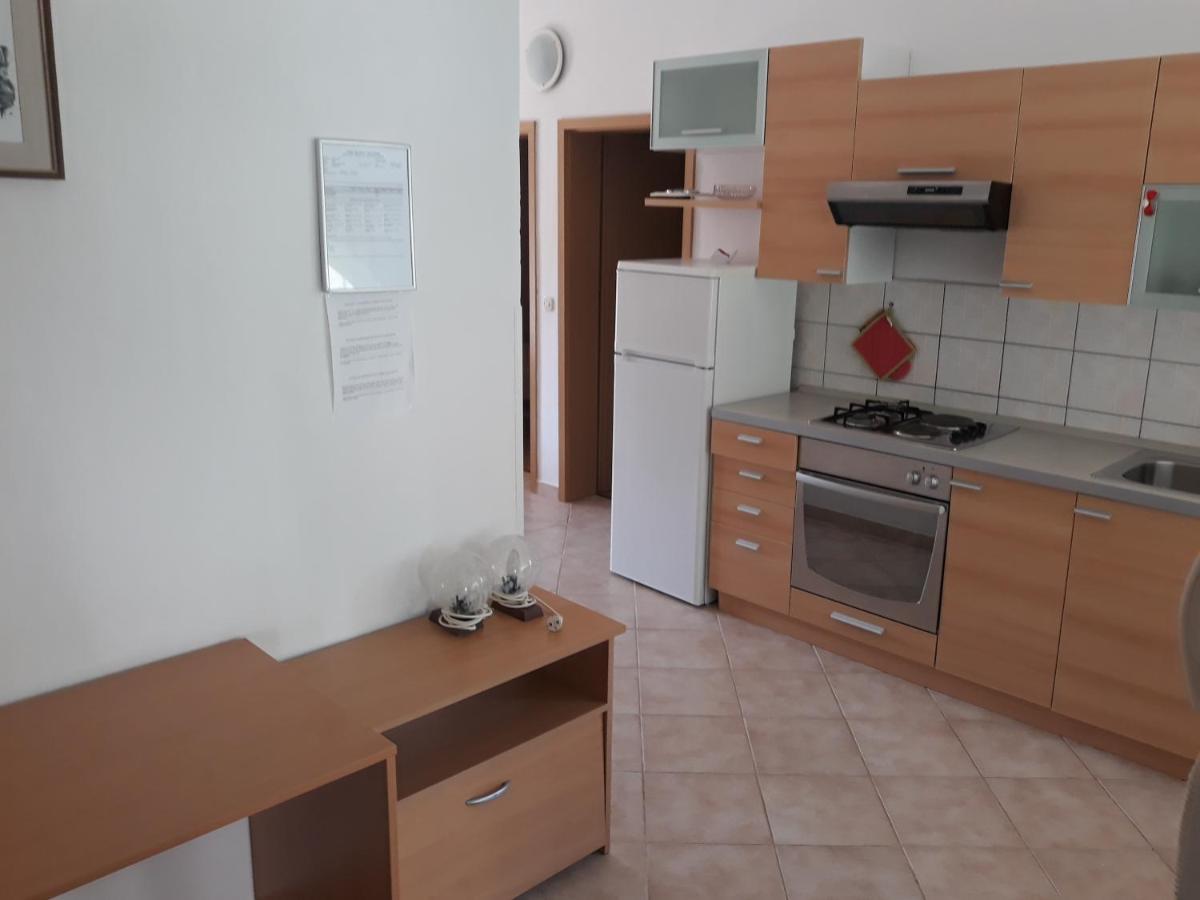 Apartments Denis Baška Εξωτερικό φωτογραφία